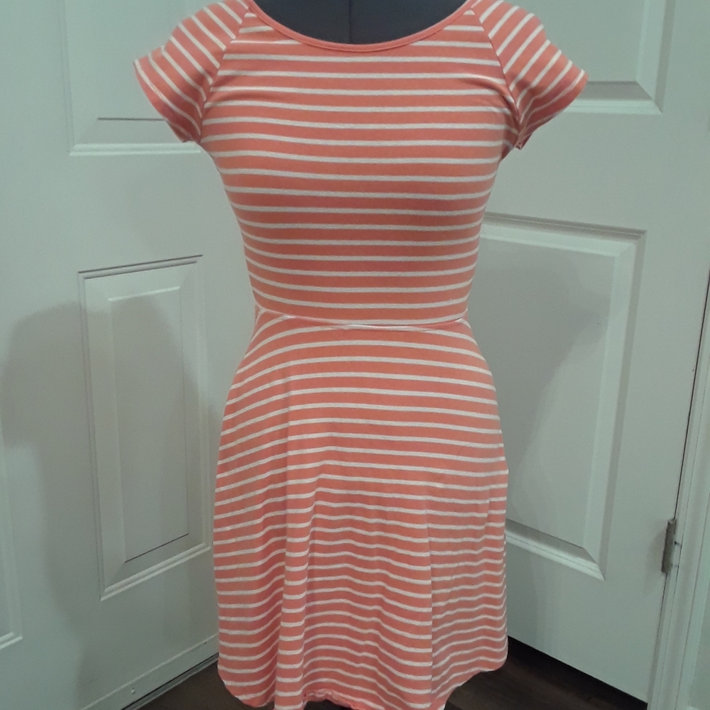 Coral/Pink Striped‎ Dress